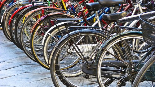 Pedalare è Un Buon Affare. Ecco I Dati Dell’economia Della Bici In Italia (legambiente)