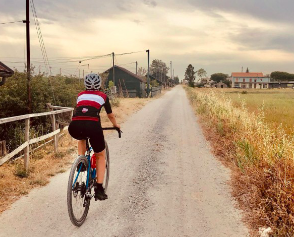 Mille Partecipanti Alla 3° Cicloturistica Strade Bianche Del Sale Fantini Club