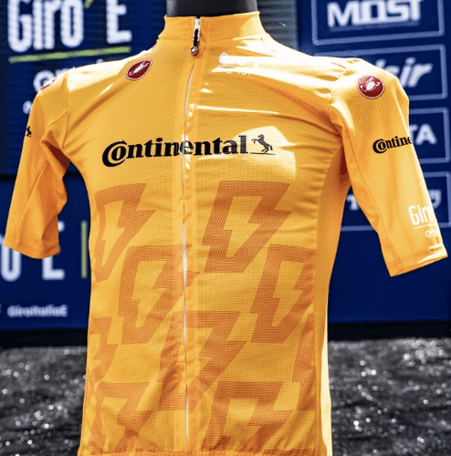Si Avvicina Il Giro-E Con Continental Main Sponsor Del Green Fun Village Con Il Suo Official Team