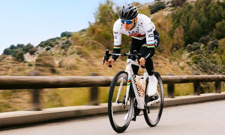 Il Campione Tadej Pogačar Diventa Il Nuovo Ambassador Continental Per Una Partnership A Lungo Termine