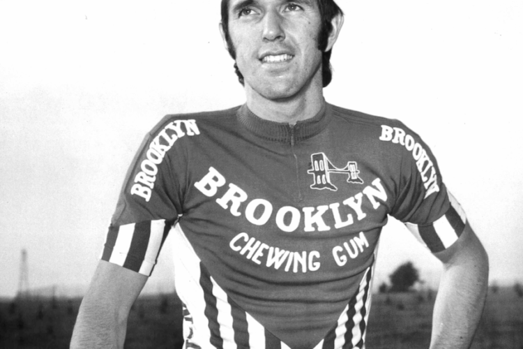 Eroica 2025 Celebra La Partnership Tra Santini Cycling E Brooklyn Con Il Mito Roger De Vlaeminck
