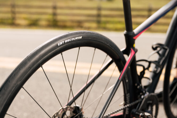 RECOURSE Di CST Tires: Il Nuovo Copertoncino Leggero Che Non Teme Le Forature