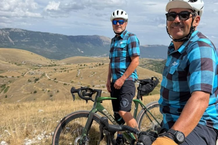 Isytravel By Bikelife Promuove L’Abruzzo E Il Turismo Slow Con Il Fam Trip Di Fine Agosto E Una Grande Copertura Televisiva